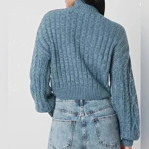 Arizona Jean Co Blue Cropped Mock Neck Long Sleeve Pullover Sweater Size Medium - Picture 4 of 9